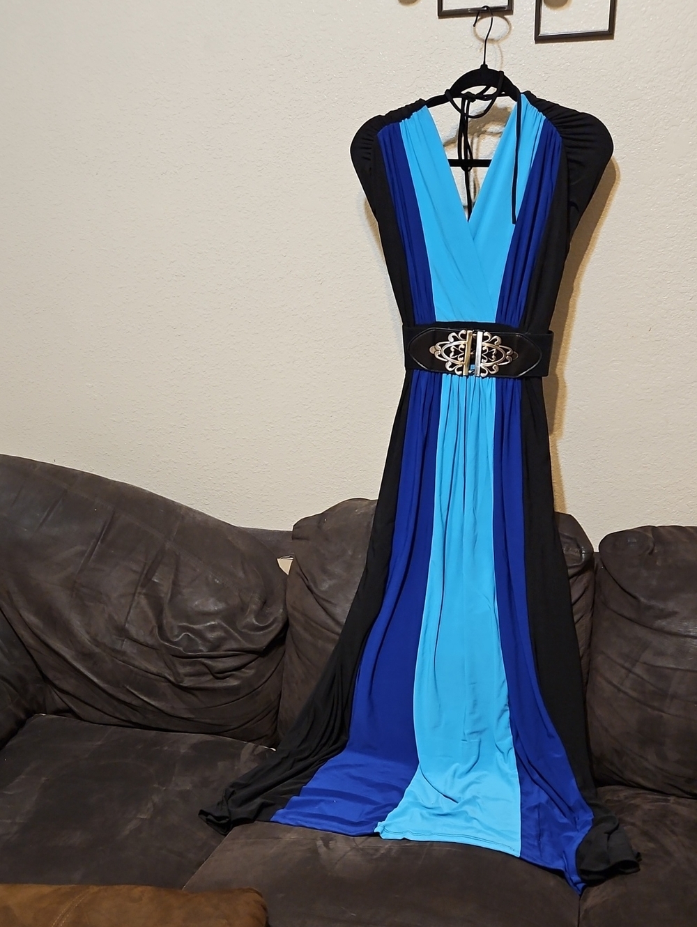 Colorblock V-Neck Maxi Dress with Decorative Belt - Black & Blue